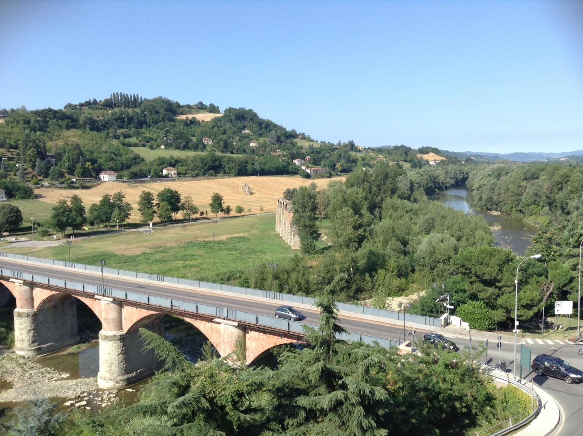 Appartamento Lella Con Meravigliosa Vista Vicino Alle Terme Acqui Terme Phòng bức ảnh